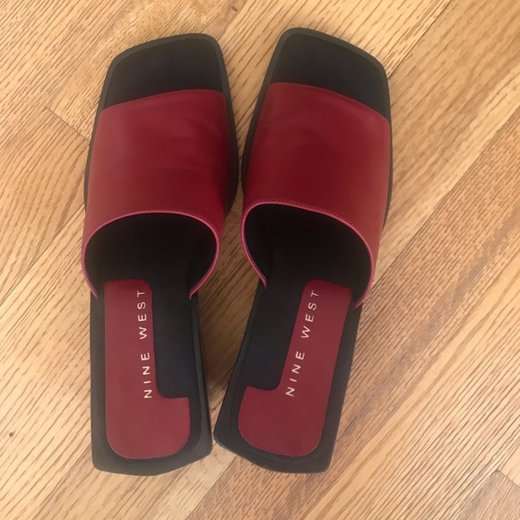 red leather chunky square block heels - Picture 2 of 4